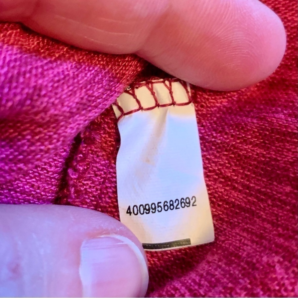 👀 Juicy Couture Fuscia Pink Top With Thumbholes, Pre-Owned, XL/16-18 🦋 - Picture 4 of 11